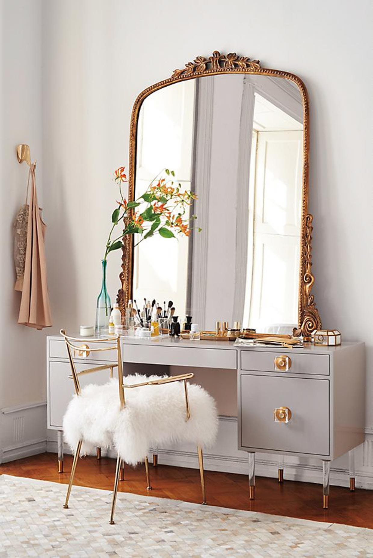 Decorative-Mirrors-For-Every-Budget-2