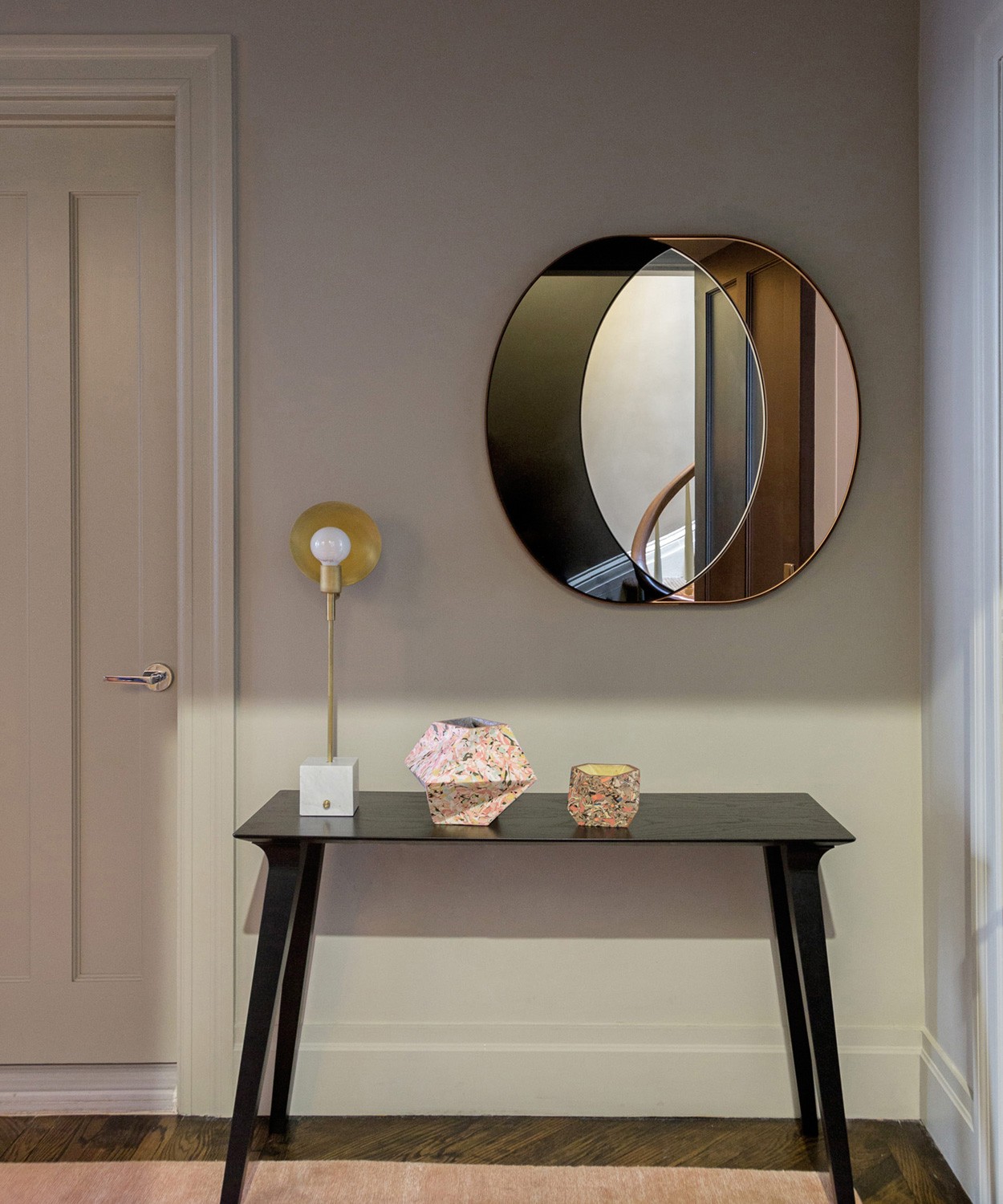 bower-studios-ring-mirror-black-clear-peach-5