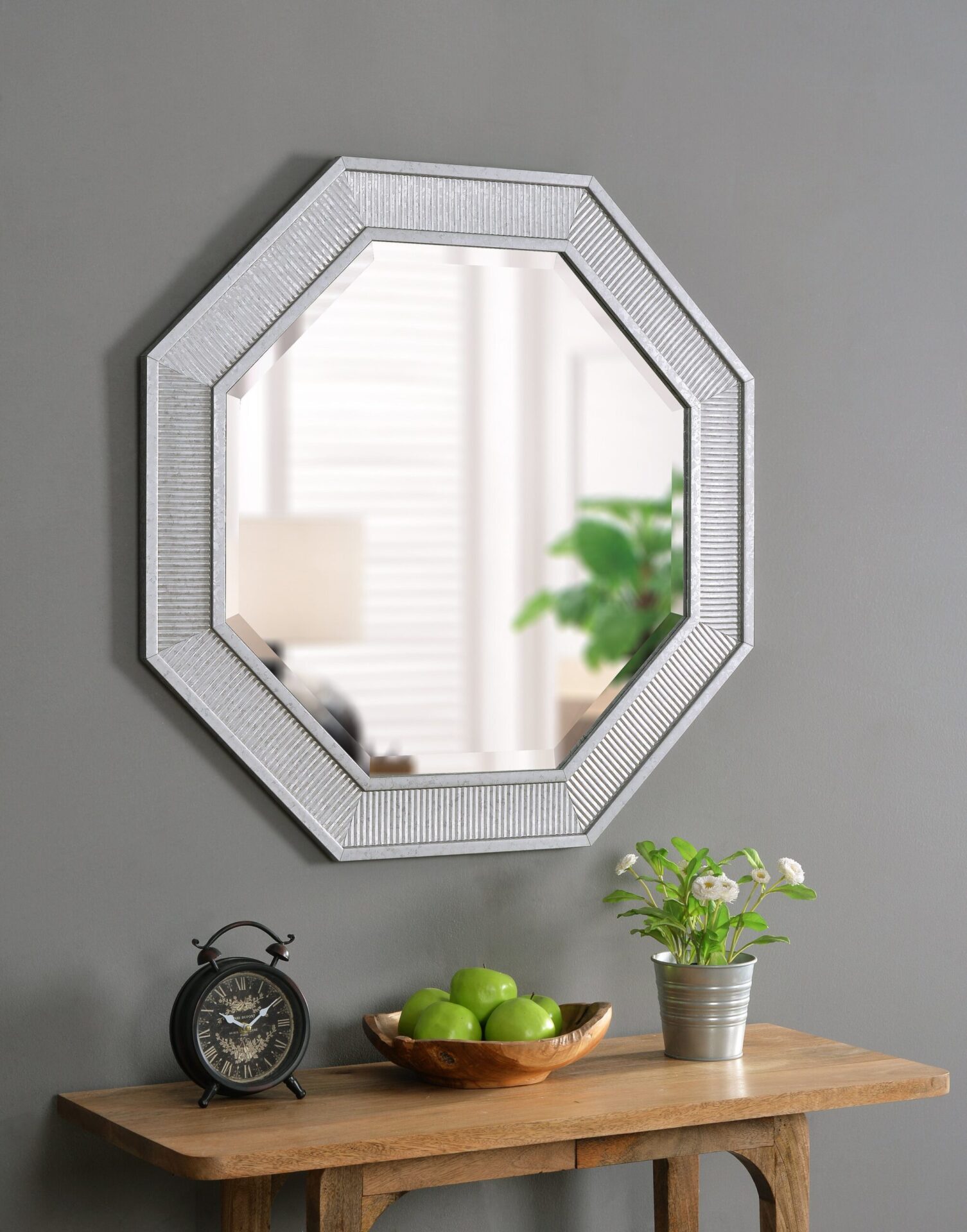 silver-classic-plastic-frame-wall-mirror